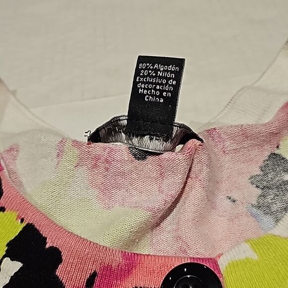 Womens multi colored embellished 3 button cardigan size XL - Picture 7 of 7